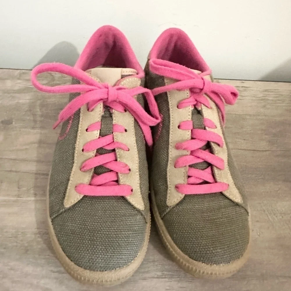 *** RARE *** Women’s Nike Court Low Sneakers Size 6 Pink Style # 310006-261
